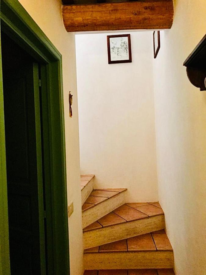 Cortile Padre Vincenzo Apartment Erice Luaran gambar