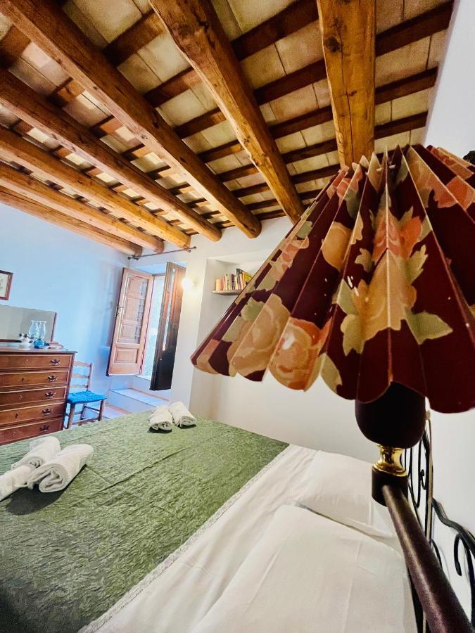 Cortile Padre Vincenzo Apartment Erice Luaran gambar