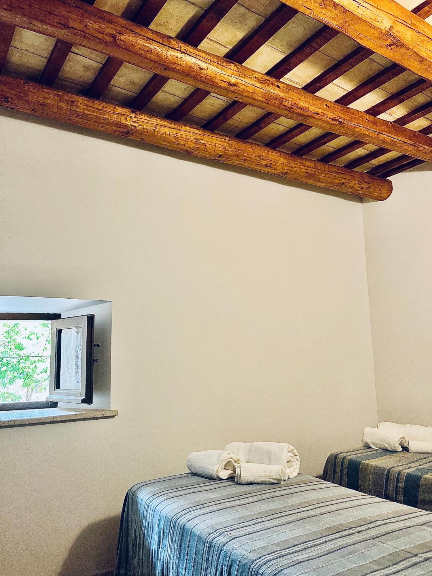 Cortile Padre Vincenzo Apartment Erice Luaran gambar
